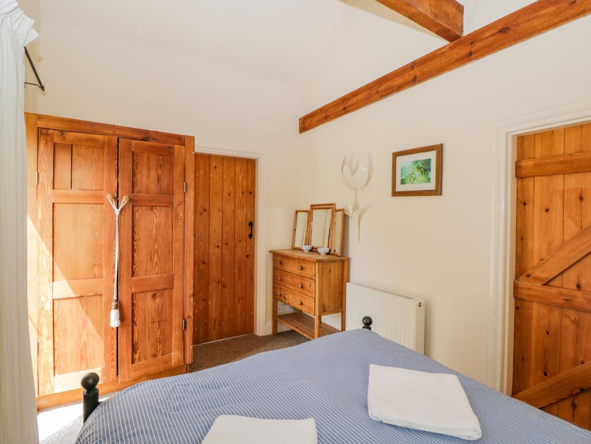Parkfield Cottage Sturminster Marshall Exteriör bild