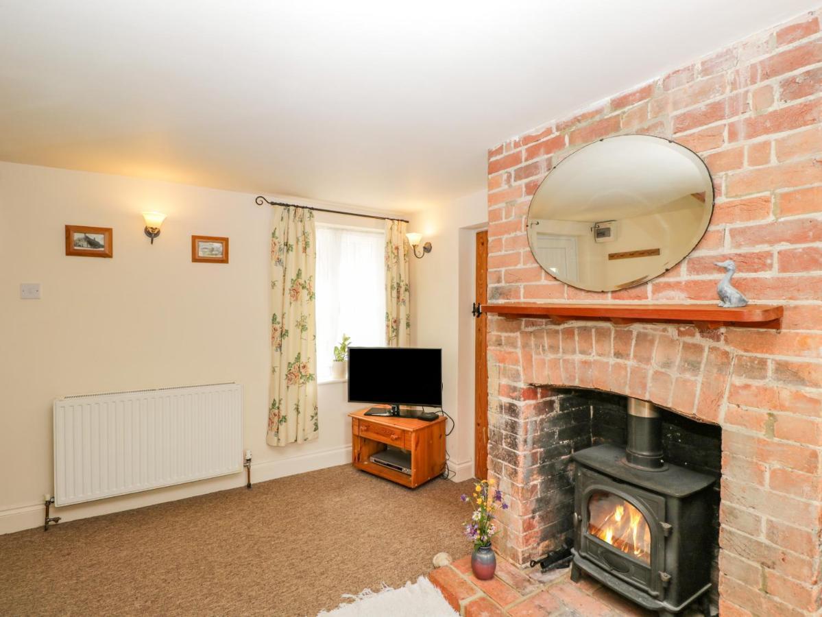 Parkfield Cottage Sturminster Marshall Exteriör bild